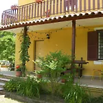 Life Bed & Breakfast 3*