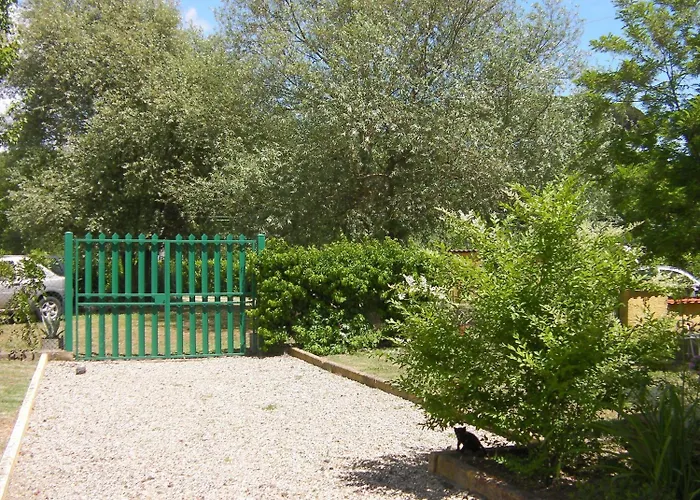 Life Bed and Breakfast 3*