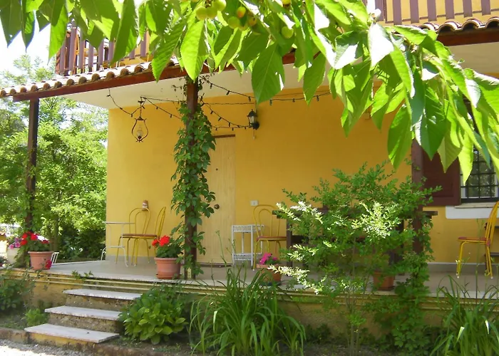 Bed and Breakfast Life 3*