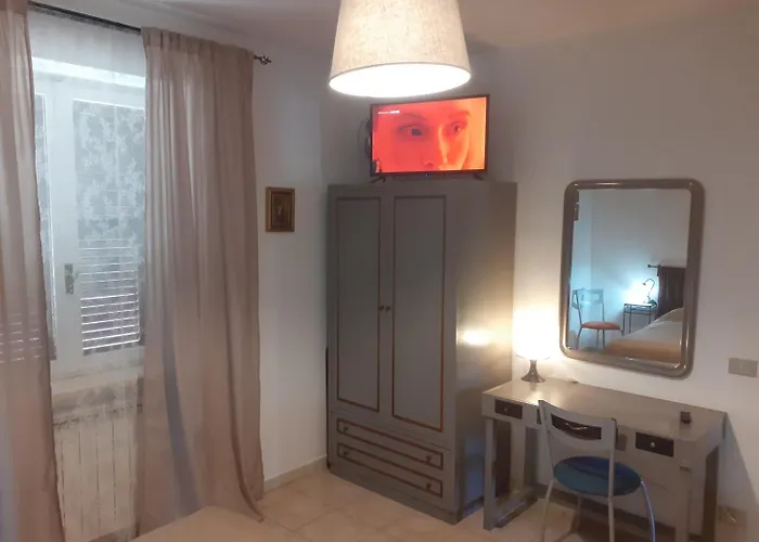 Life Bed and Breakfast 3*